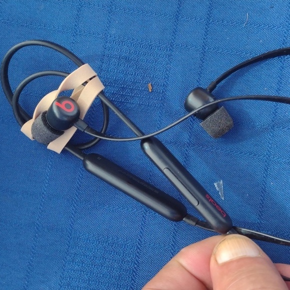 Beats by Dr Dre - Picture 1 of 2